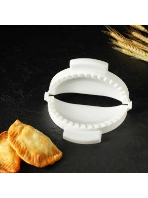 Пластиковая форма для лепки чебуреков и пирожков (чебуречница) диаметр 18 см